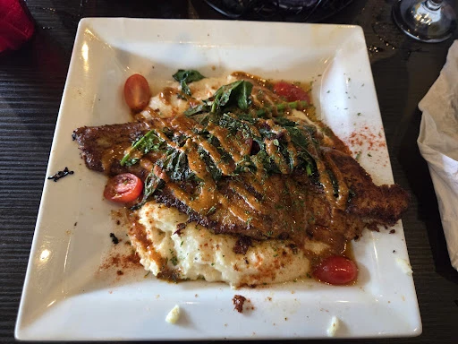 Uptown Kitchen & Bar photo 8